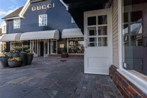 gucci outlet bicester|bicester village opening times today.